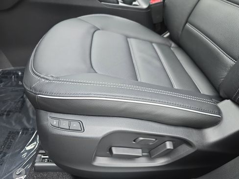 Used 2025 MAZDA CX-5 AWD 2.5 S w/ Preferred Package image 31