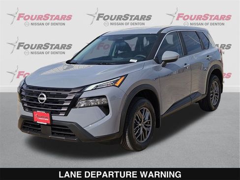 New 2026 Nissan Rogue SV image 9