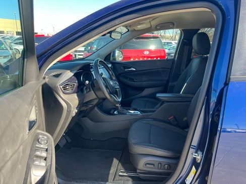 Used 2023 Buick Encore GX Preferred w/ Cold Weather Comfort Package image 21