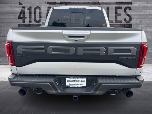 Used 2019 Ford F150 Raptor w/ Equipment Group 802A Luxury image 4