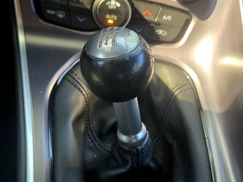 Used 2016 Dodge Challenger R/T RWD image 16
