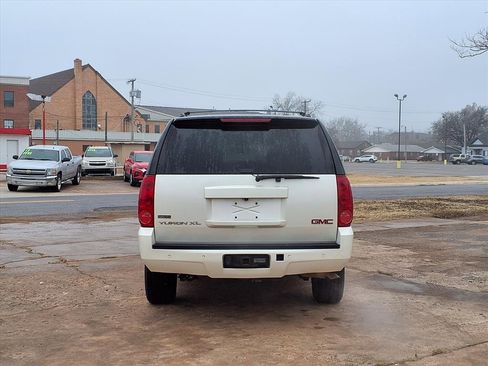 Used 2012 GMC Yukon XL SLT w/ SLT-2 Equipment Package image 19