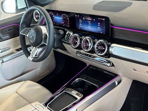 New 2026 Mercedes-Benz GLB 250 4MATIC image 13