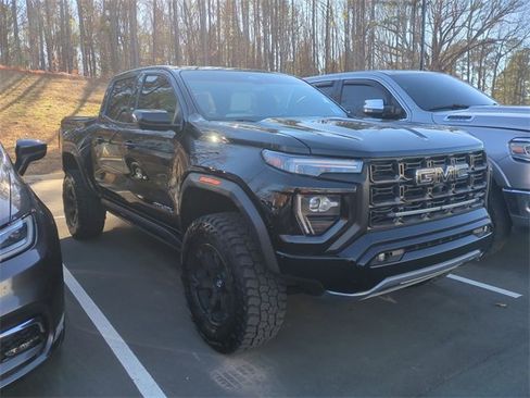Used 2023 GMC Canyon AT4X image 3