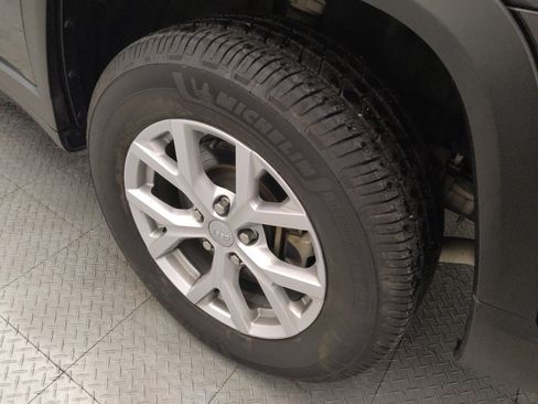 Used 2022 Jeep Grand Cherokee L Limited image 31