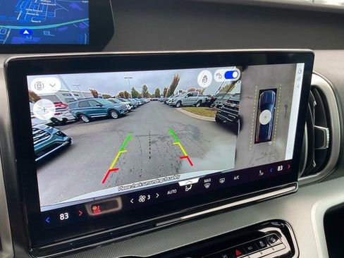 New 2025 Ford Expedition Active image 21