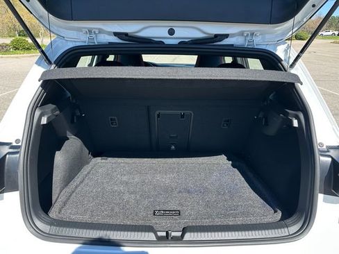 Used 2024 Volkswagen GTI Autobahn FWD image 31