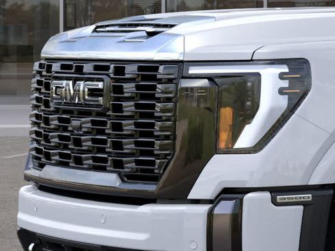 New 2026 GMC Sierra 3500 Denali Ultimate image 13