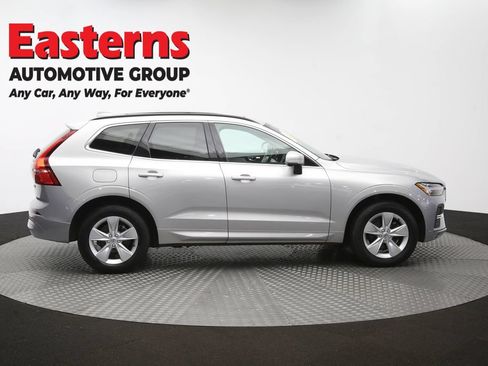Used 2022 Volvo XC60 B5 Momentum AWD/4WD image 48