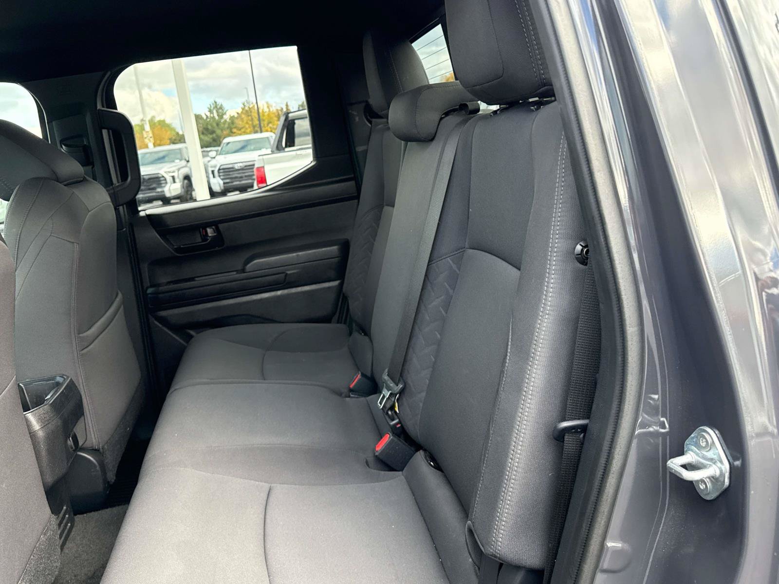 Used 2024 Toyota Tacoma SR5 AWD/4WD image 14