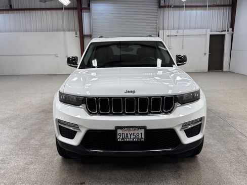 Used 2022 Jeep Grand Cherokee Limited 4xe image 34