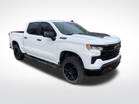 Used 2023 Chevrolet Silverado 1500 LT Trail Boss w/ Protection Package image 9