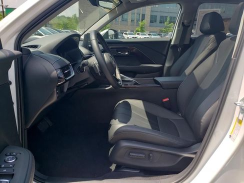 Certified 2025 Acura ADX AWD image 16