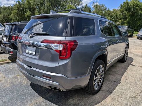 Used 2021 GMC Acadia Denali w/ Denali Technology Package FWD image 5