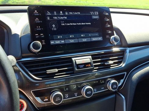 Used 2022 Honda Accord Sport image 23