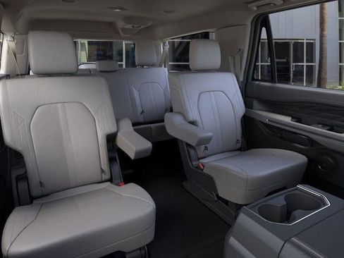 New 2023 Ford Expedition Max Platinum image 11