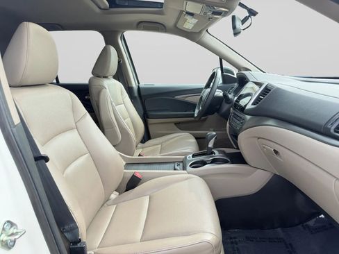 Used 2019 Honda Ridgeline RTL-T image 35