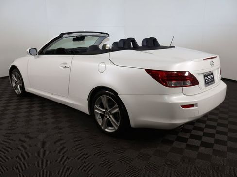Used 2014 Lexus IS 250C 250 w/ Luxury Package image 16