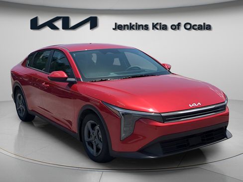 New 2025 Kia K4 LXS image 7