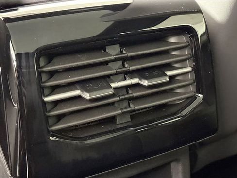 New 2026 Volkswagen ID.4 Pro S image 25