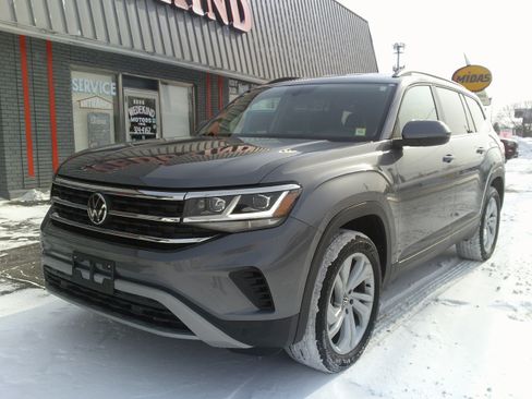 Used 2023 Volkswagen Atlas SE AWD/4WD image 11