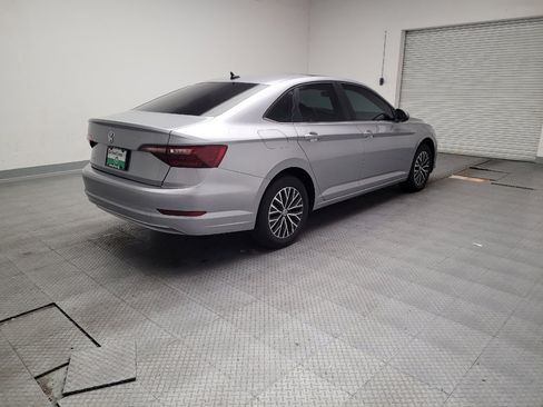 Used 2021 Volkswagen Jetta SE image 9