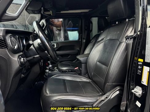 Used 2020 Jeep Wrangler Unlimited Sahara AWD/4WD image 19