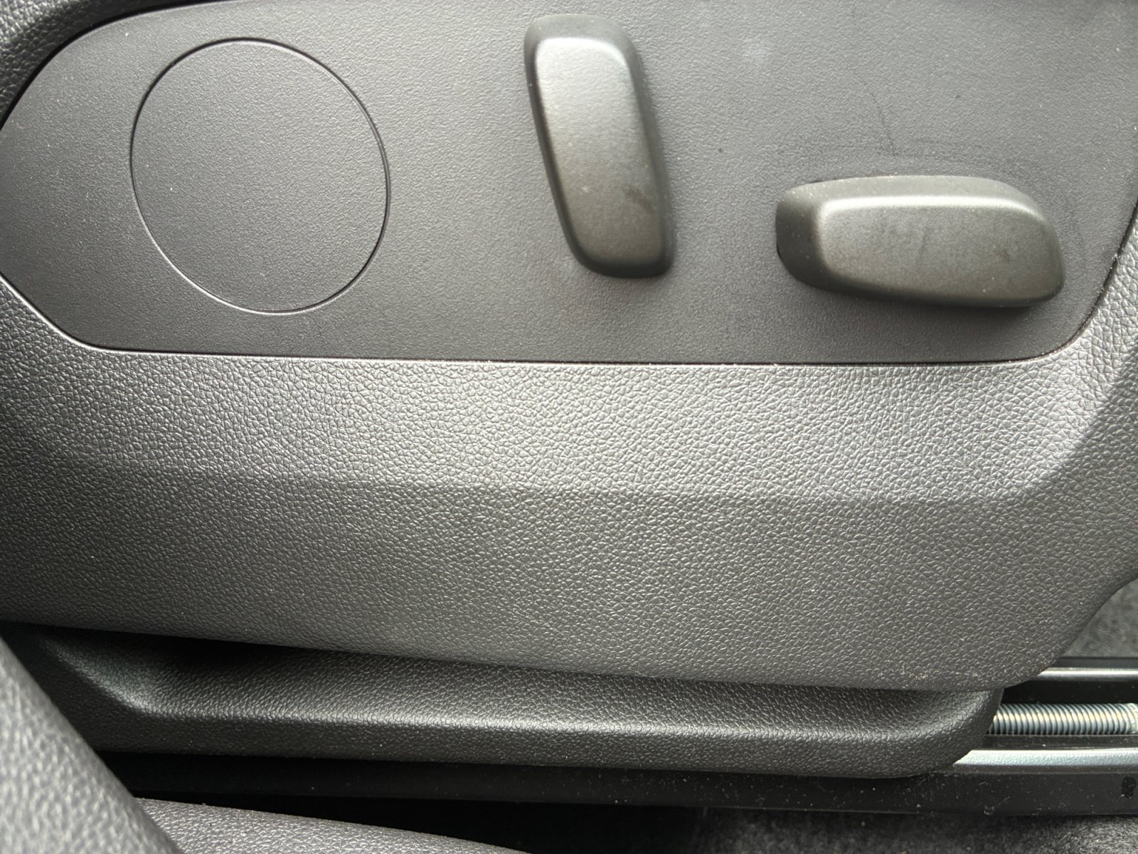 Used 2023 Buick Envision Essence FWD image 31