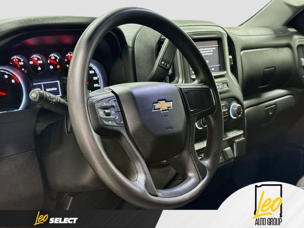 Used 2024 Chevrolet Silverado 2500 Custom w/ Custom Convenience Package AWD/4WD image 14