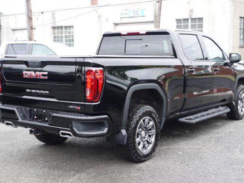 Used 2024 GMC Sierra 1500 AT4 w/ AT4 Preferred Package image 3