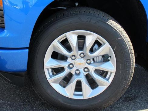 New 2026 Chevrolet Silverado 1500 Custom image 8