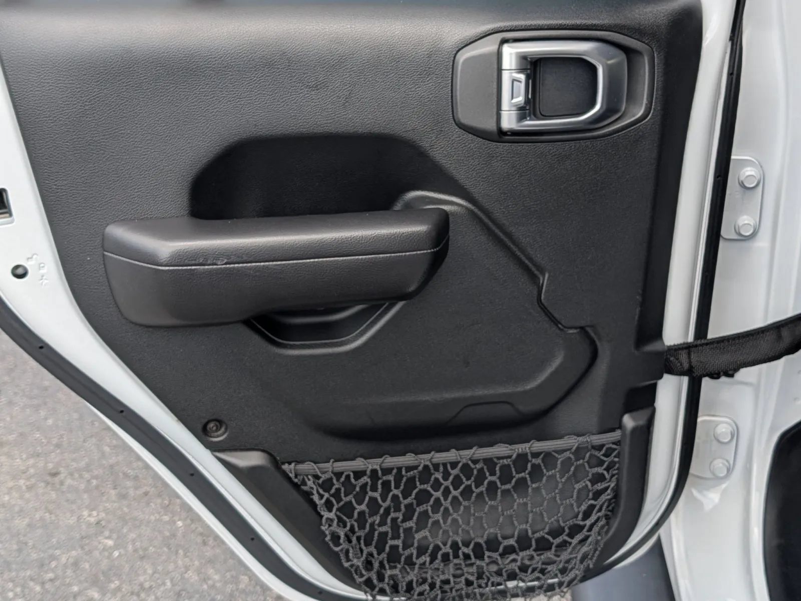 Used 2018 Jeep Wrangler Unlimited Sport S AWD/4WD image 18