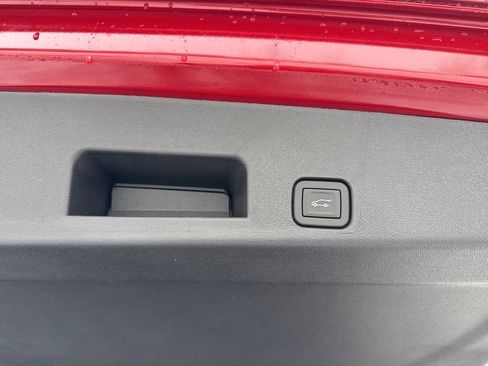 New 2026 Chevrolet Traverse High Country image 19