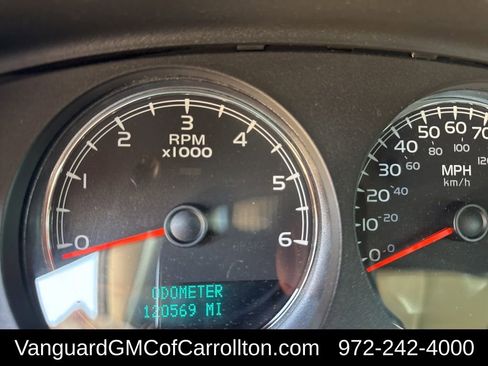 Used 2012 GMC Sierra 2500 Denali w/ Suspension Package, Off-Road image 8