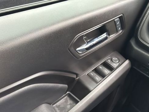 Certified 2024 Chevrolet Colorado LT w/ LT Convenience Package image 35