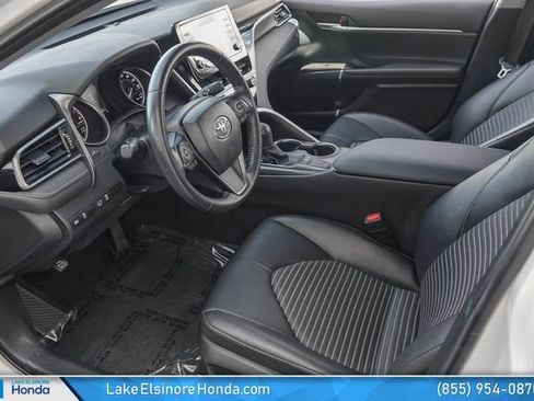 Used 2024 Toyota Camry SE FWD image 15