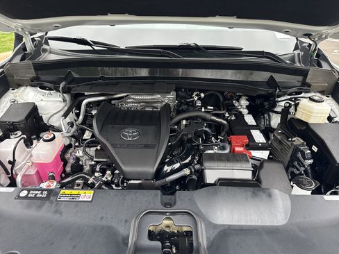 Used 2024 Toyota Grand Highlander FWD image 34