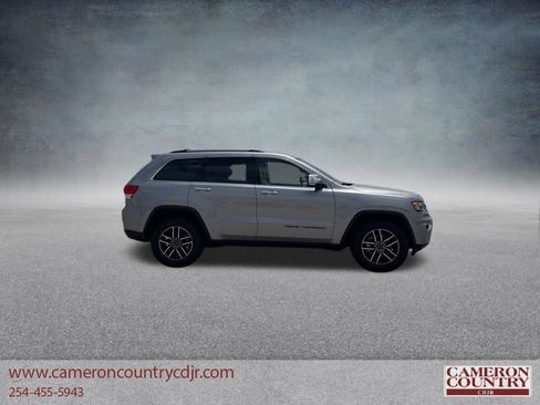 Used 2019 Jeep Grand Cherokee Limited RWD image 2