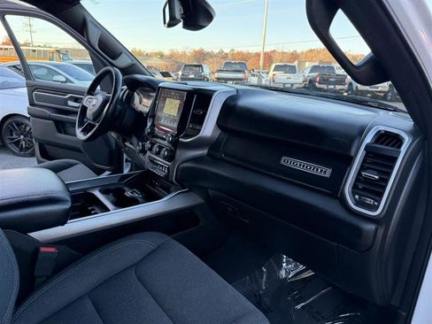 Used 2019 RAM 1500 Big Horn image 16