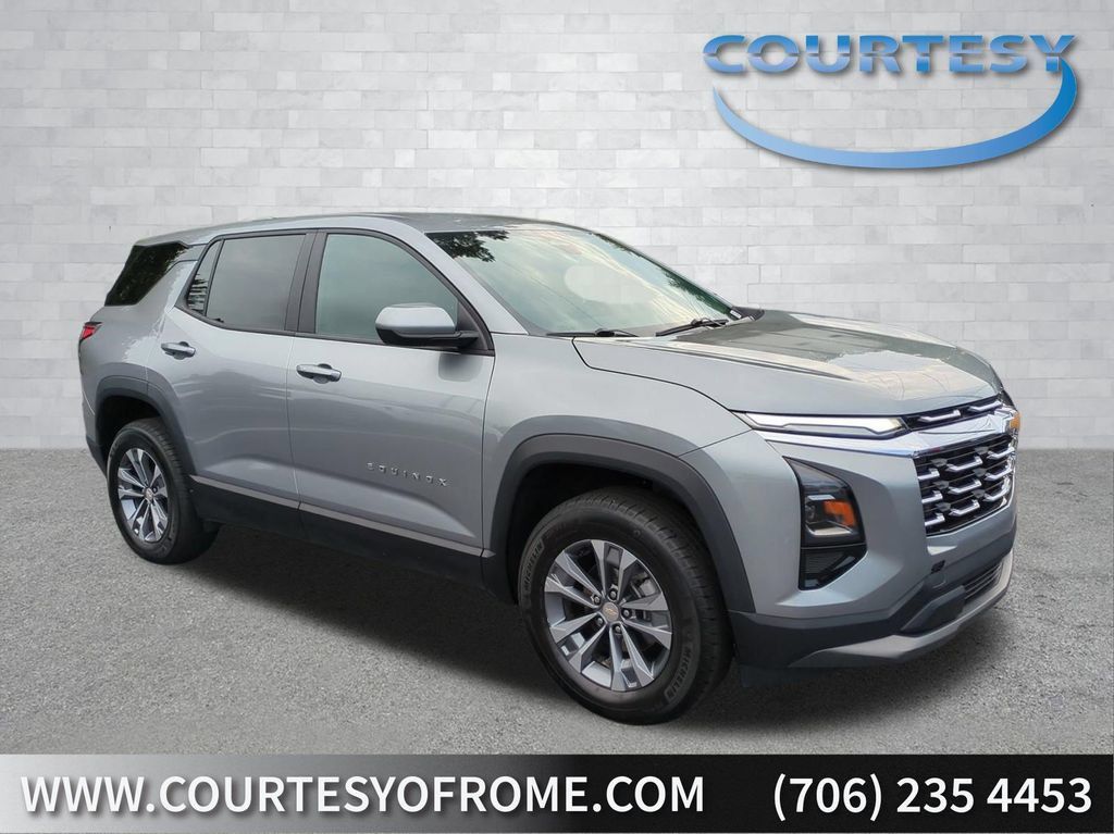Used 2026 Chevrolet Equinox LT w/ Convenience Package II AWD/4WD image 1