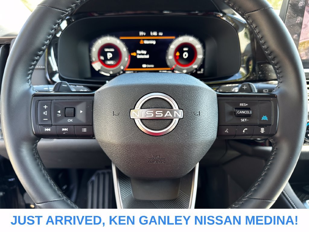 Certified 2026 Nissan Pathfinder SL AWD/4WD image 12