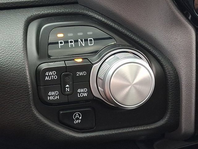 Used 2024 RAM 1500 Laramie AWD/4WD image 15
