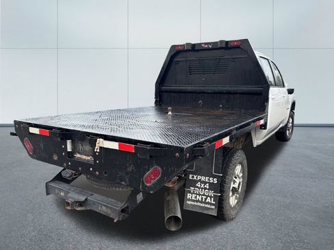Used 2024 Chevrolet Silverado 2500 LT w/ Convenience Package AWD/4WD image 4