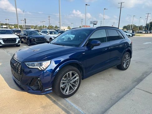 Used 2025 Audi Q3 2.0T Premium w/ Convenience Package AWD/4WD image 5