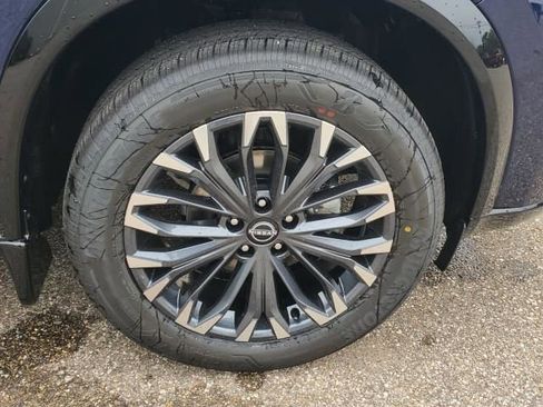 New 2026 Nissan Rogue Platinum w/ Platinum Premium Package image 9