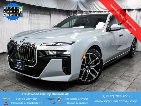 Used 2024 BMW 740i xDrive 740i xDrive image 1