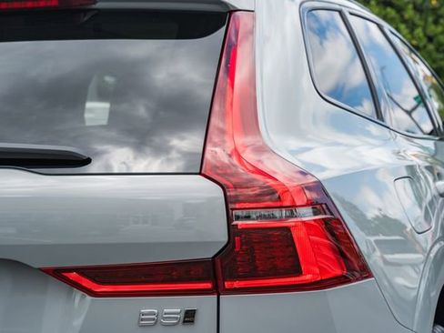 New 2026 Volvo XC60 B5 Ultra w/ Protection Package Premier AWD/4WD image 7
