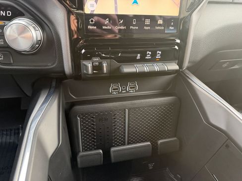 New 2026 RAM 1500 Laramie w/ Sport Appearance Package image 32