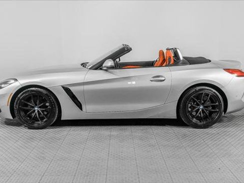 Used 2020 BMW Z4 sDrive30i w/ Convenience Package image 3
