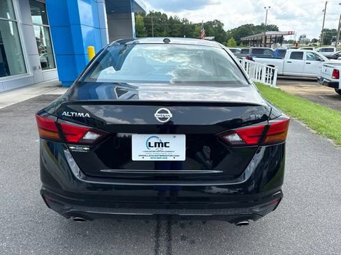 Used 2021 Nissan Altima 2.5 SR FWD image 5